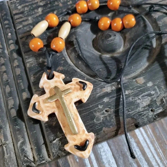 Artisan Christian Cross Unglazed Clay Lt Sienna Multicolor OOAK Pendant Necklace - Picture 2 of 8